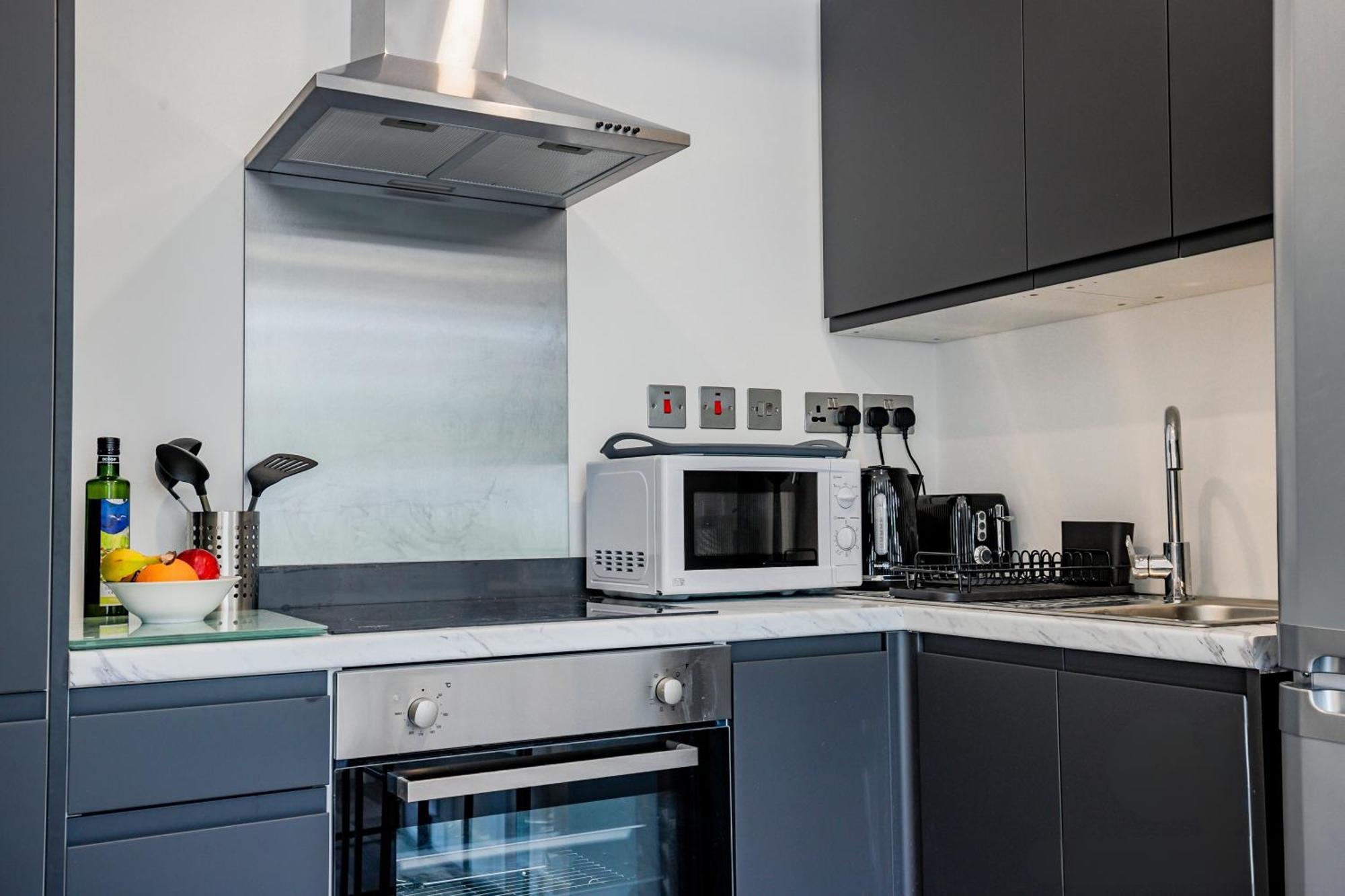 Host & Stay - Croydon Road Apartments Caterham Exterior photo