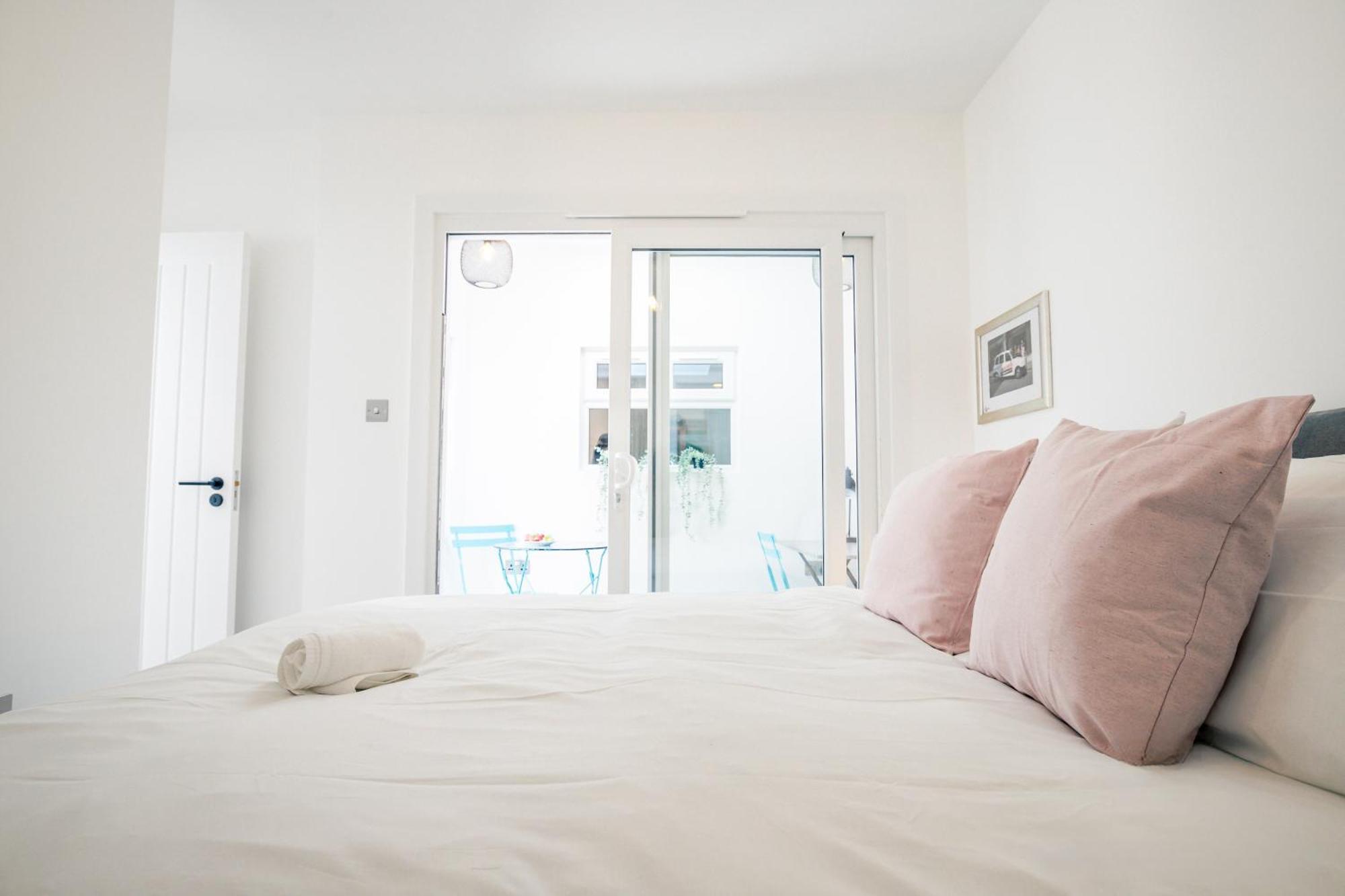 Host & Stay - Croydon Road Apartments Caterham Exterior photo